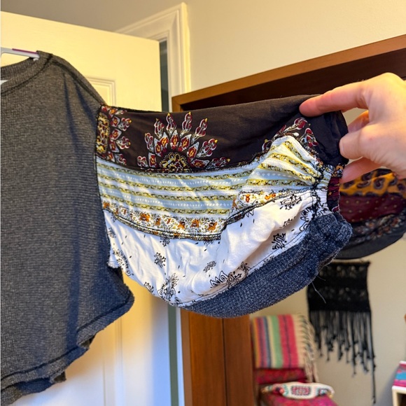 We The Free Charcoal Top with Colorful Patterned Sleeves - Picture 4 of 8